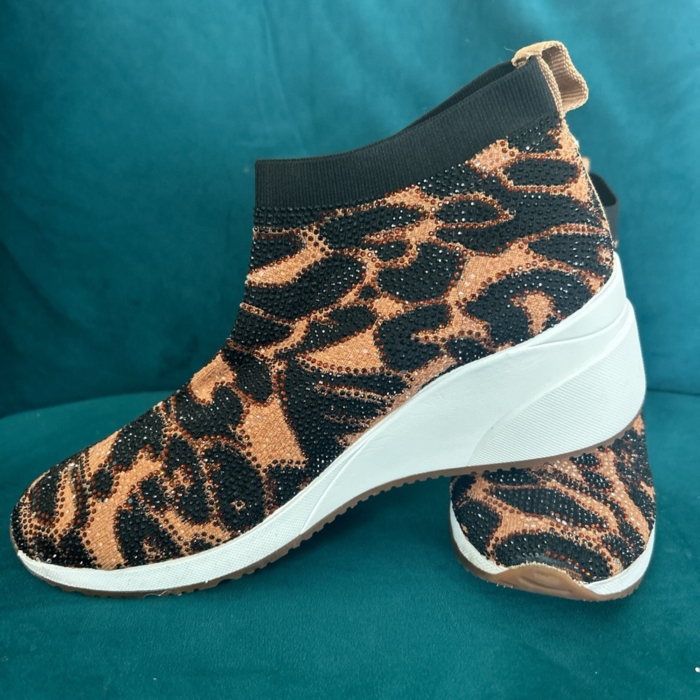 Like New Alex Marie Knit Wedge Sneakers